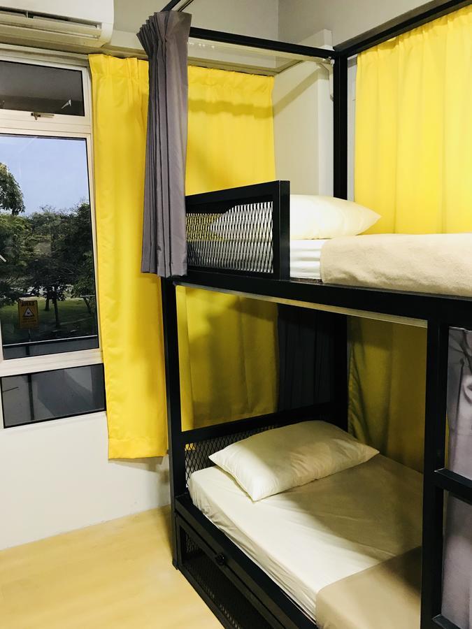 The Good Travelers Hostel - Kl Airport Sepang Exterior photo