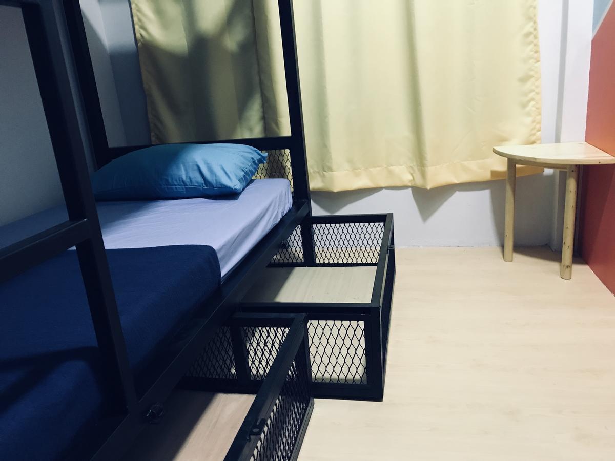 The Good Travelers Hostel - Kl Airport Sepang Exterior photo